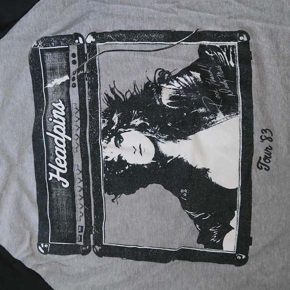 Authentic Vintage 1983 Headpins Rock tour Tee🇨🇦 - Picture 3 of 11
